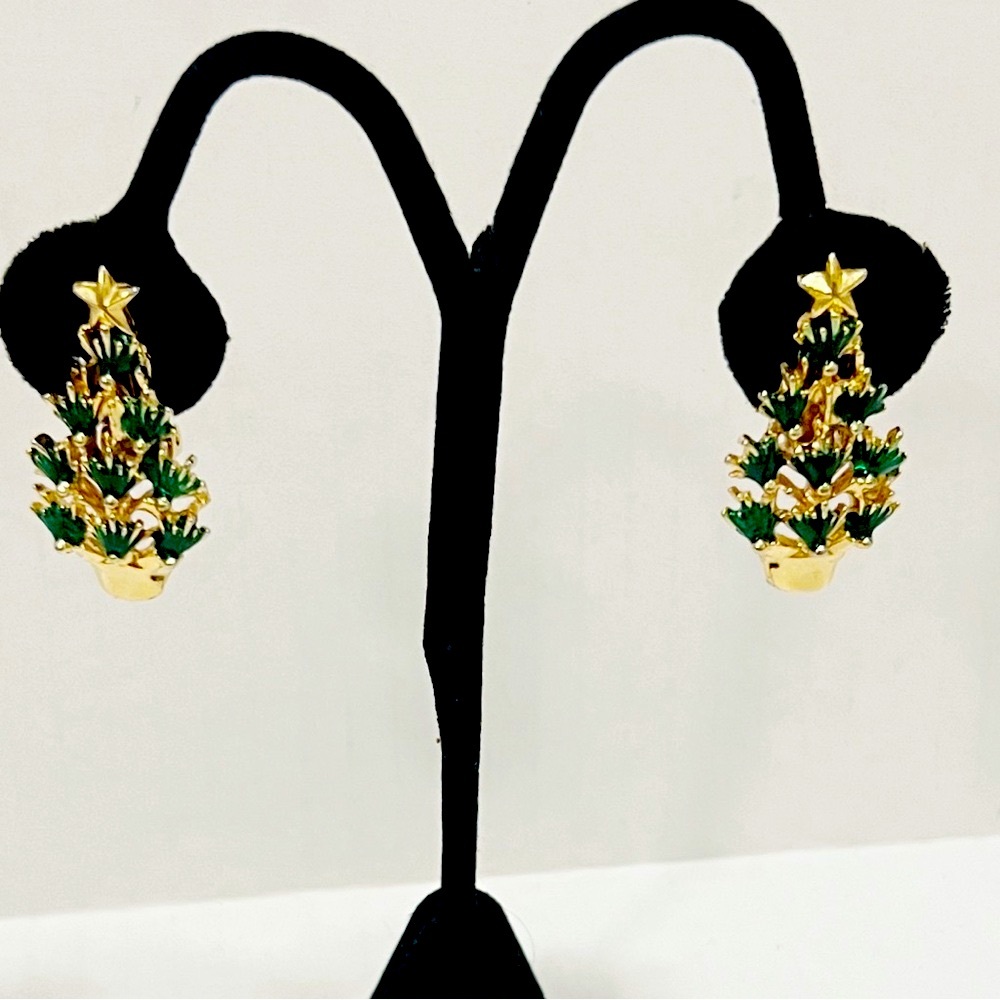 Vintage Gold tone Rhinestone Christmas Tree Clip on earrings - Picture 3 of 5